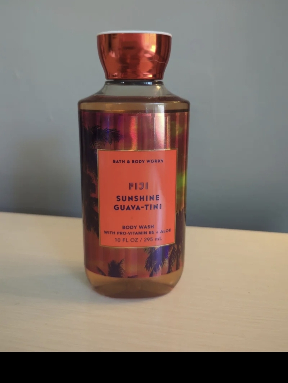 Bath & Body Works Fiji Sunshine Guava-Tini Body Wash - Orange